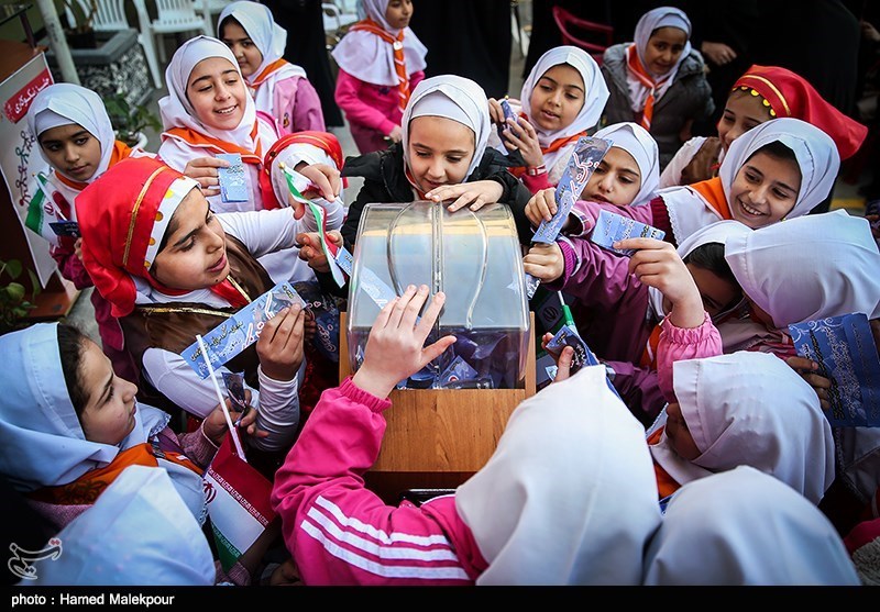 اصفهان| برپایی جشن نیکوکاری در مدارس اصفهان