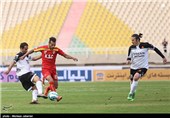 دیدار تیم های فوتبال فولاد خوزستان و سایپا