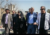 مراسم درختکاری با حضور هنرمندان و کودکان کار