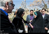 مراسم درختکاری با حضور هنرمندان و کودکان کار