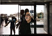 فرهاد توحیدی در مراسم درختکاری با حضور هنرمندان و کودکان کار