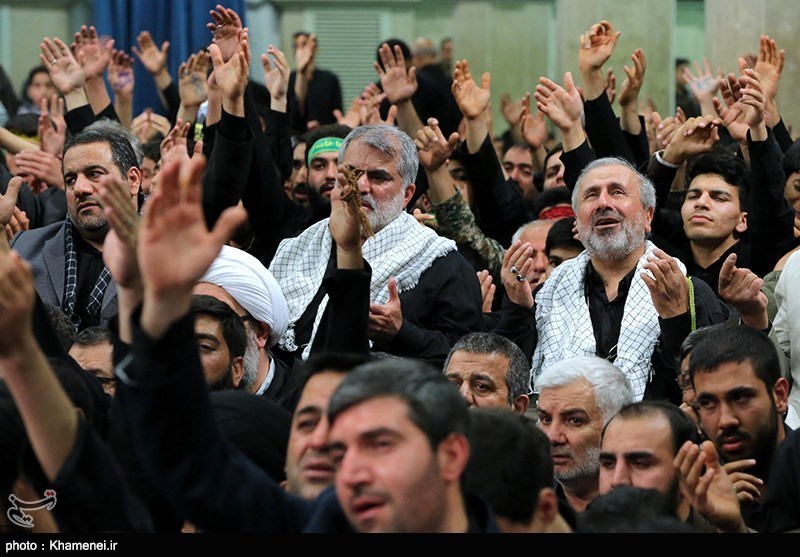 دومین شب عزاداری فاطمیه در حسینیه امام خمینی ( ره ) و در محظر رهبر معظم انقلاب
