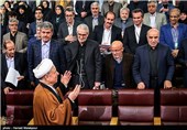 ورود اکبر هاشمی رفسنجانی رئیس مجمع تشخیص مصلحت نظام در همایش منتخبین ائتلاف اصلاح‌طلبان و اعتدال‌گرایان در مجلس دهم