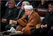 اکبر هاشمی رفسنجانی رئیس مجمع تشخیص مصلحت نظام در همایش منتخبین ائتلاف اصلاح‌طلبان و اعتدال‌گرایان در مجلس دهم