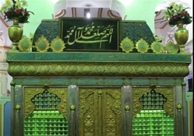 عزاداری مردم دزفول درحرم سبزقبا درپی فراخوان آشوبگران