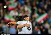 شادی علیرضا جهانبخش بازیکن تیم ملی فوتبال ایران پس از به ثمر رساندن گل