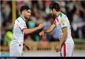 شادی علیرضا جهانبخش بازیکن تیم ملی فوتبال ایران پس از به ثمر رساندن گل