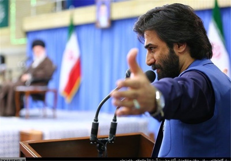 تلویزیون , صدا و سیمای جمهوری اسلامی ایران , ماه مبارک رمضان , بازیگران سینما و تلویزیون ایران , مجریان تلویزیون ایران , کارگردانان سینما و تلویزیون ایران , سریال ایرانی , شبکه های سیمای جمهوری اسلامی ایران , شبکه یک , شبکه دو | شبکه 2 سیمای جمهوری اسلامی ایران , شبکه سه سیما , شبکه پنج | شبکه پنج سیمای جمهوری اسلامی ایران , شبکه نسیم ,