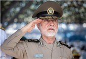 فرمانده کل ارتش از پایگاه هوایی شهید دوران بازدید کرد