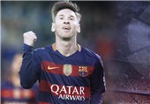 بارسلونا با هت‌تریک پنالتی و گلباران خیخون در صدر ماند