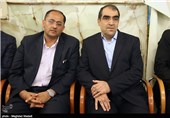 هاشمی وزیر بهداشت در مراسم ختم مرحوم علی دادمان