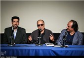 وفاة المخرج الإیرانی الشهیر عباس کیارستمی