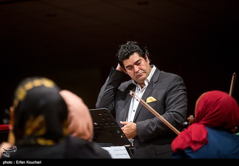 تمرین ارکستر ملل به خوانندگی سالار عقیلی