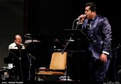کنسرت موسیقی ناصر چشم آذر با همراهی مانی رهنما