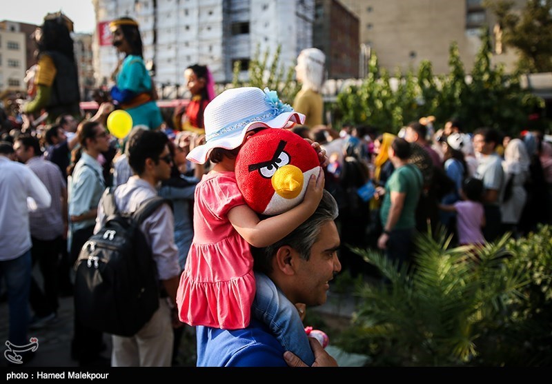آغاز شانزدهمین جشنواره بین‌المللی تئاتر عروسکی