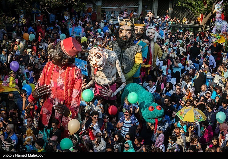 آغاز شانزدهمین جشنواره بین‌المللی تئاتر عروسکی