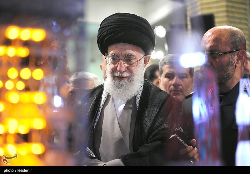 بازدید رهبر معظم انقلاب از نمایشگاه صنعت دفاعی و دیدار با مسئولان و متخصصان وزارت دفاع