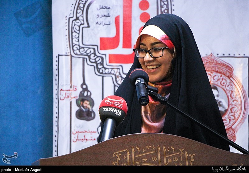 نخستین محفل شعرو ترانه درباشگاه خبرنگاران پویا