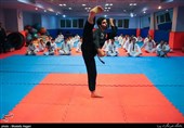 از نقاط قابل توجه این رشته، آموزش تنفسی در کنار حرکات و فنون است.