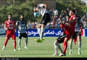 دیدار تیم های فوتبال تراکتورسازی و پرسپولیس