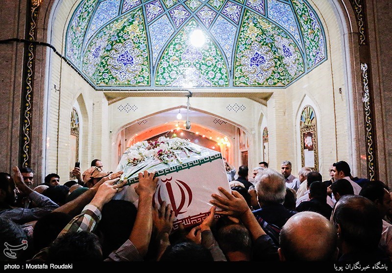 مراسم وداع با پیکر سردار شهید احمد غلامی