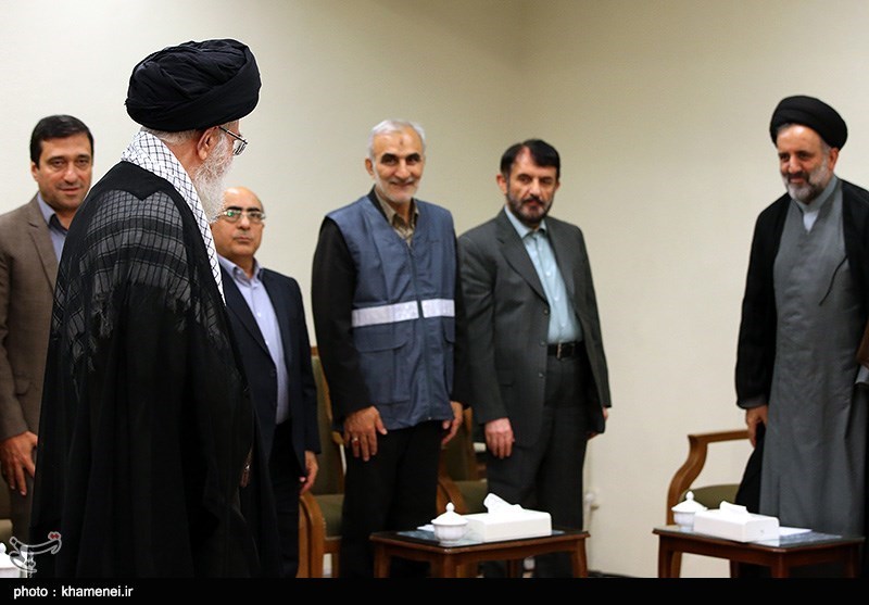 دیدار مسئولان ستاد سرشماری نفوس و مسکن با مقام معظم رهبری