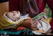 ویزیت رایگان بسیج جامعه پزشکی در منطقه درود فرامان کرمانشاه