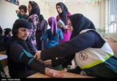 ویزیت رایگان بسیج جامعه پزشکی در منطقه درود فرامان کرمانشاه