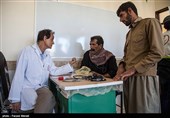 ویزیت رایگان بسیج جامعه پزشکی در منطقه درود فرامان کرمانشاه