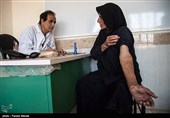 ویزیت رایگان بسیج جامعه پزشکی در منطقه درود فرامان کرمانشاه