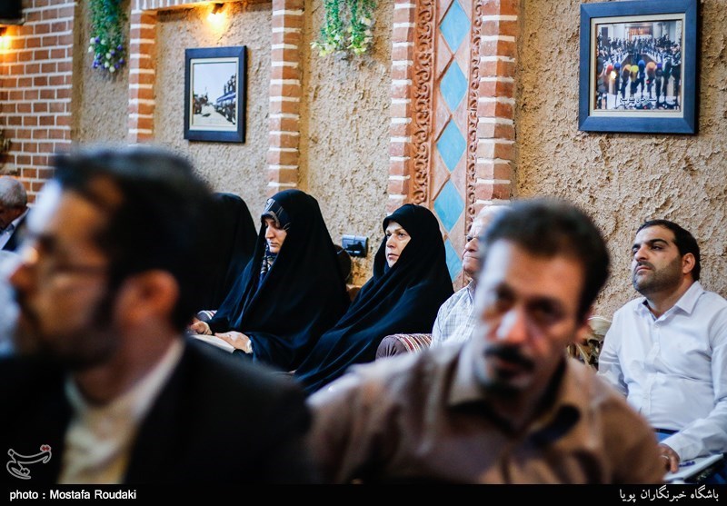 تجلیل از خبرنگاران و فعالان عرصه مقاومت