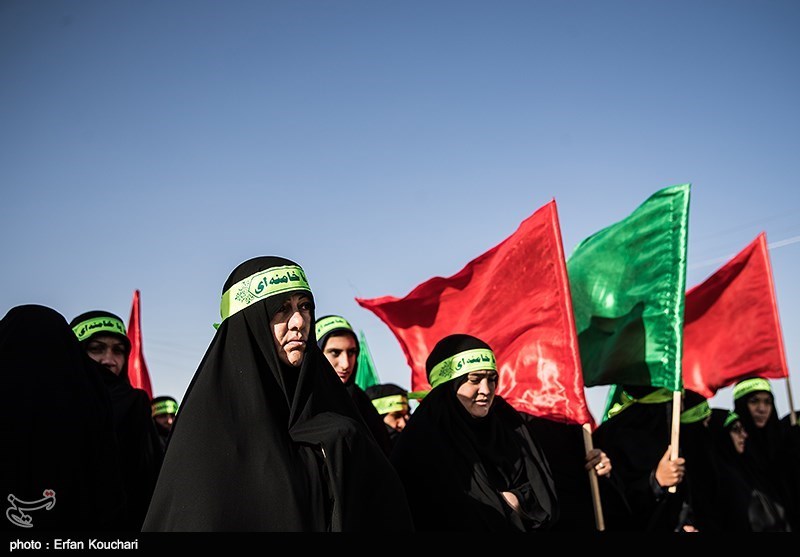 مناورة 10 الاف شخص الى بیت المقدس فی سمنان