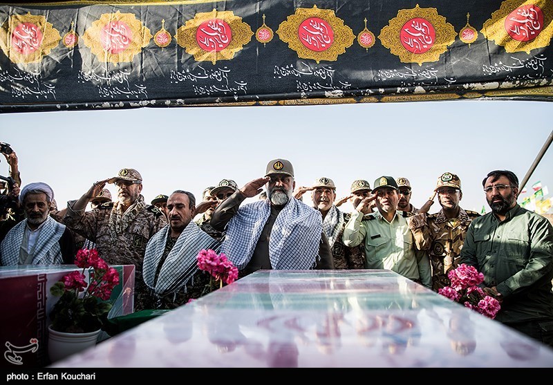 مناورة 10 الاف شخص الى بیت المقدس فی سمنان