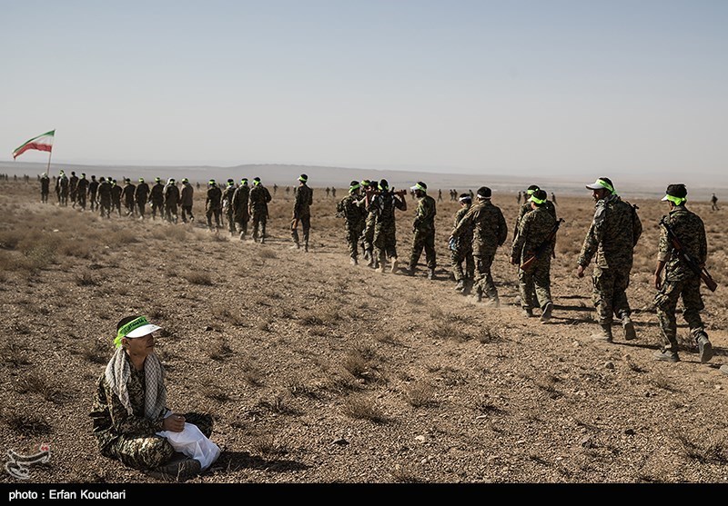 مناورة 10 الاف شخص الى بیت المقدس فی سمنان