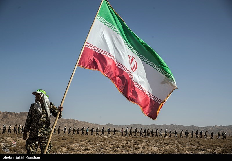 مناورة 10 الاف شخص الى بیت المقدس فی سمنان