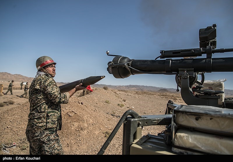 مناورة 10 الاف شخص الى بیت المقدس فی سمنان
