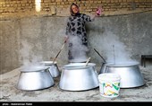 شیره پزی سنتی در روستای مانیزان ملایر