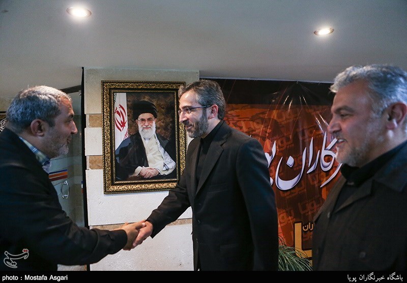 بازدید علی باقری از باشگاه خبرنگاران پویا