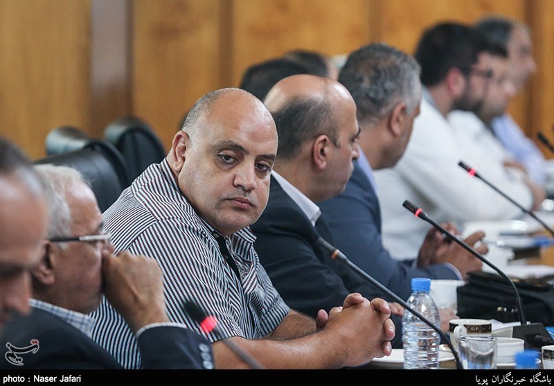 دیدار هیئتی از فعالان اقتصادی کشور سوریه با علی‌اکبر ولایتی