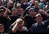 مراسم عزاداری روز عاشورا در میدان امام حسین (ع)