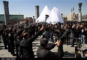 مراسم عزاداری روز عاشورا در میدان امام حسین (ع)