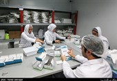 پژوهشگران دانش بنیان آریوژن در حال تحقیق، توسعه و تولید داروهای نوترکیب 