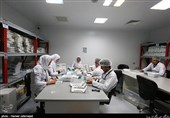 پژوهشگران دانش بنیان آریوژن در حال تحقیق، توسعه و تولید داروهای نوترکیب 