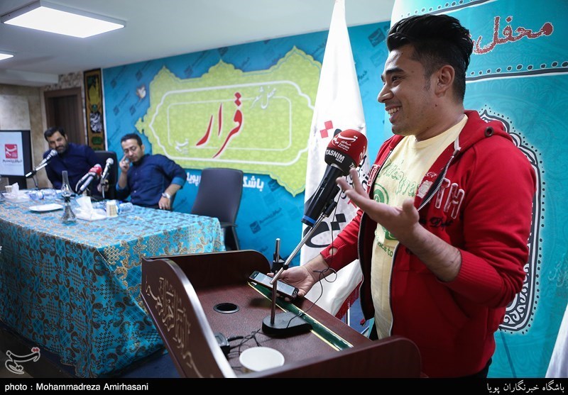 سومین محفل شعر و ترانه قرار