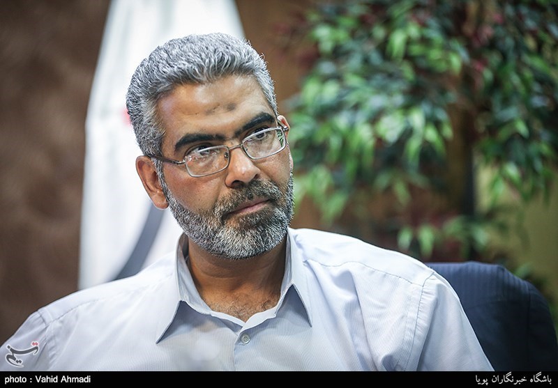 حسین صمصامی، اقتصاددان و نظریه‌پرداز بانکداری اسلامی و استاد دانشگاه شهید بهشتی