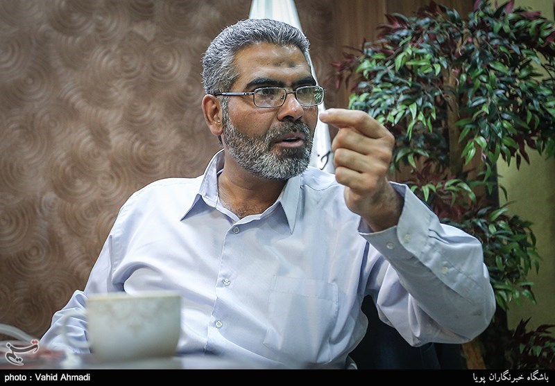 حسین صمصامی، اقتصاددان و نظریه‌پرداز بانکداری اسلامی و استاد دانشگاه شهید بهشتی