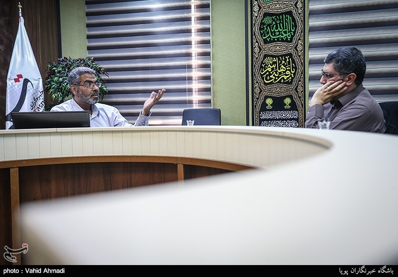 حسین صمصامی، اقتصاددان و نظریه‌پرداز بانکداری اسلامی و استاد دانشگاه شهید بهشتی