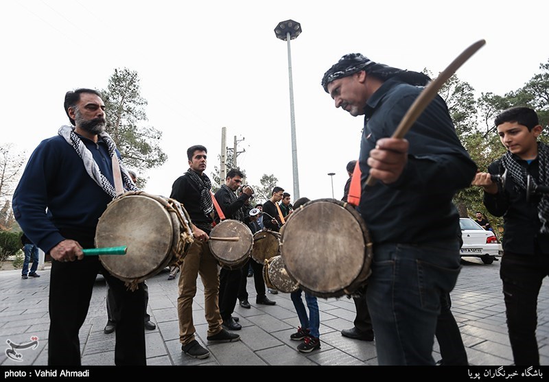 حضور هنرمندان در گلزار شهدا