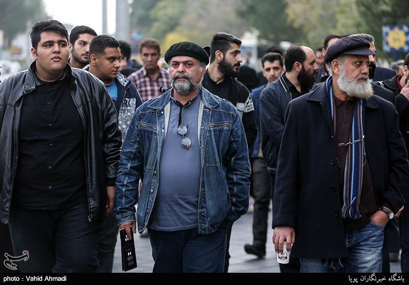 حضور هنرمندان در گلزار شهدا