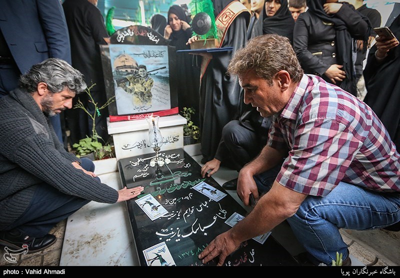 حضور هنرمندان در گلزار شهدا